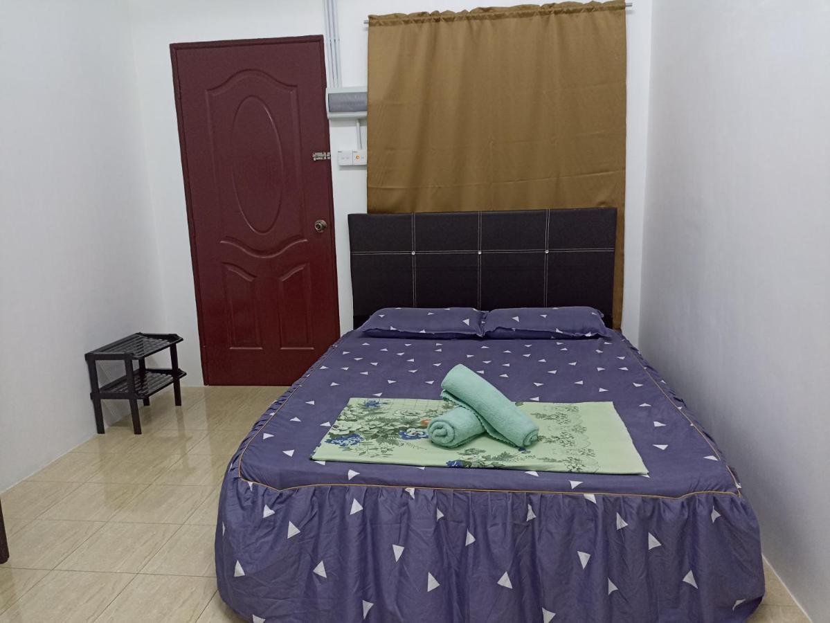 Depulauserai Roomstays Pekan Ngoại thất bức ảnh